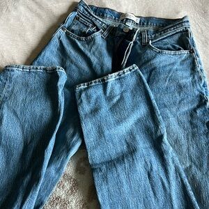 Abercrombie curve love 90s straight jean